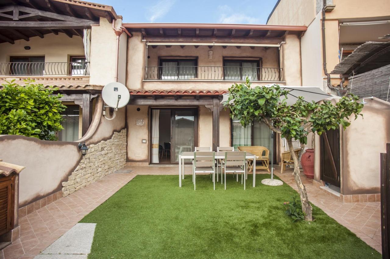 Villa Sobìa Manna Chia Esterno foto