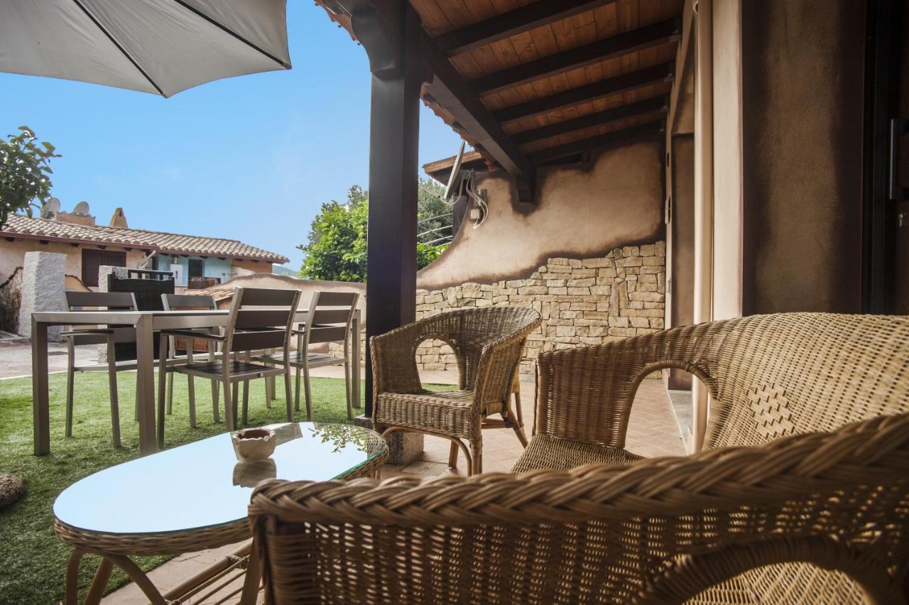 Villa Sobìa Manna Chia Esterno foto